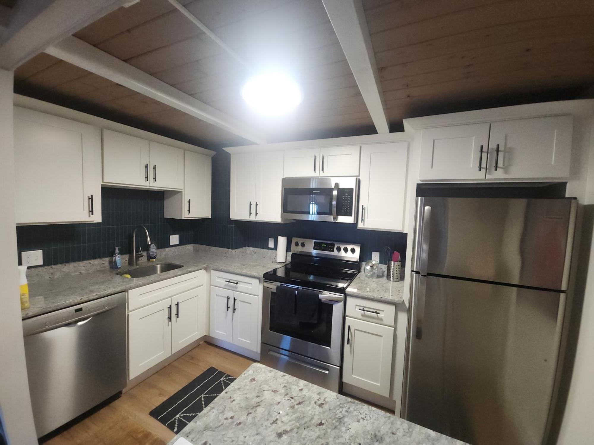 Cozy And Tranquil 1-Bedroom Condo With Wifi, Ac In Historic Salem Exterior photo